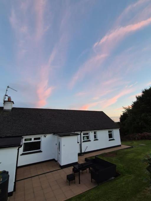 Bracken Cottage Ballyeaston ภายนอก รูปภาพ